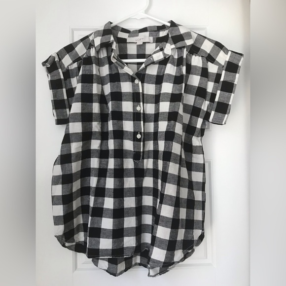 LOFT Tops - Loft Gingham Short Sleeve Dolman Blouse